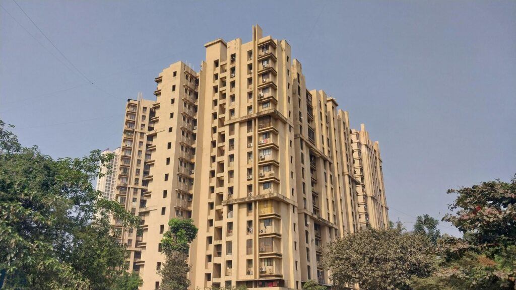 2.5 BHK for Rent in Puranik City Phase 3